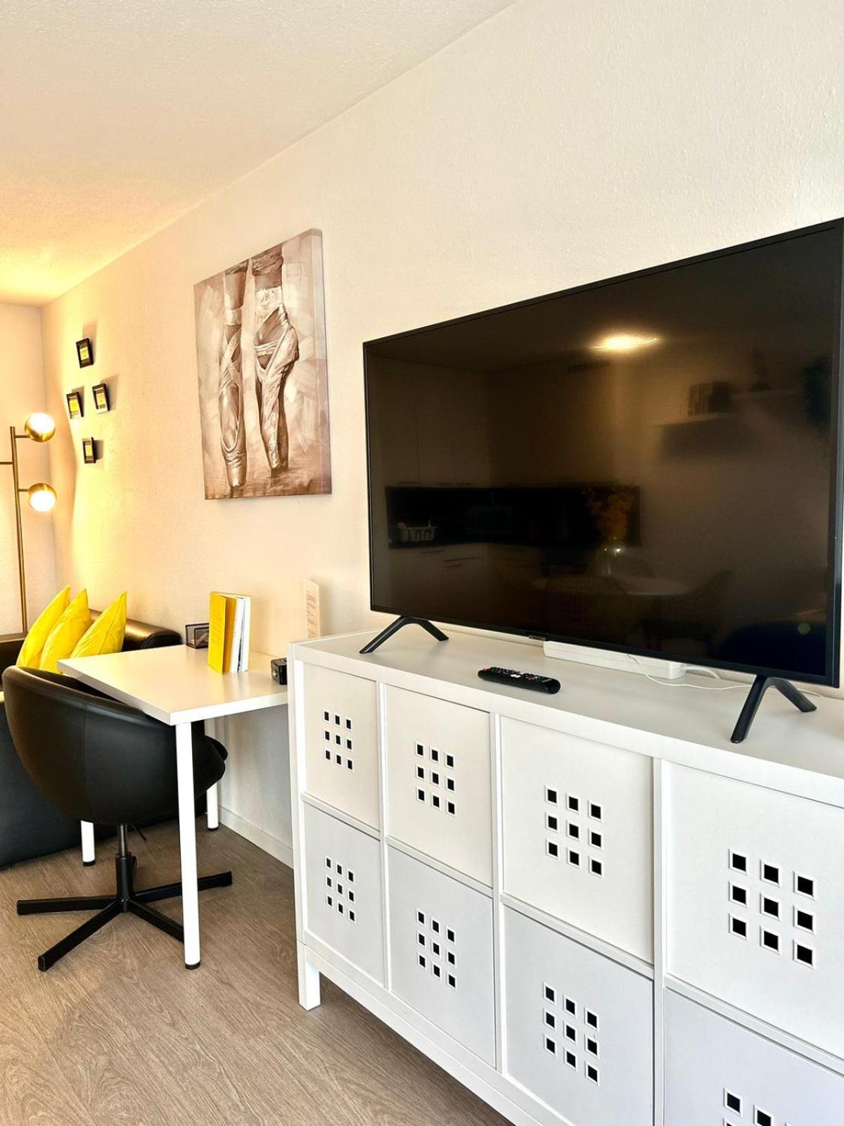 Little Penthouse **** Dietikon Exterior foto