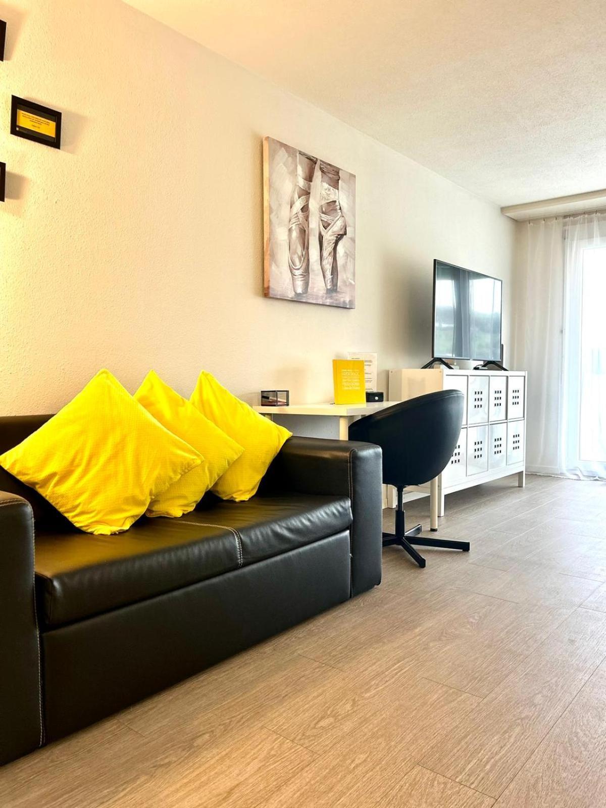 Little Penthouse **** Dietikon Exterior foto