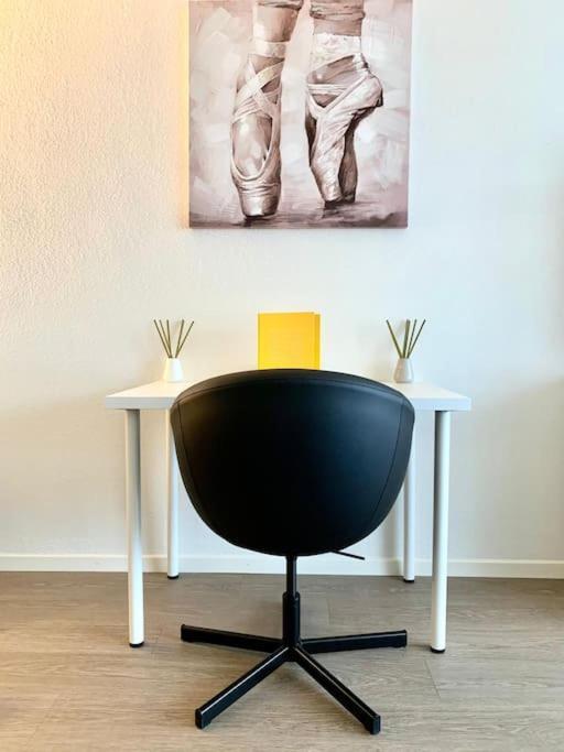Little Penthouse **** Dietikon Exterior foto